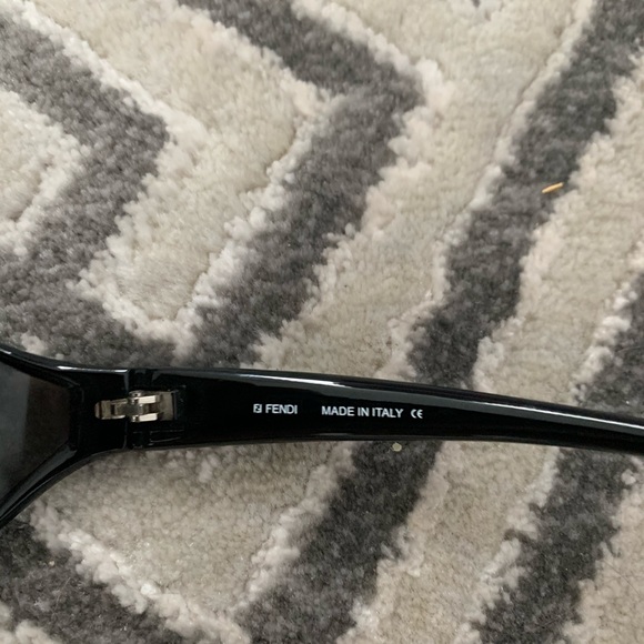 Fendi sunglasses main image 6
